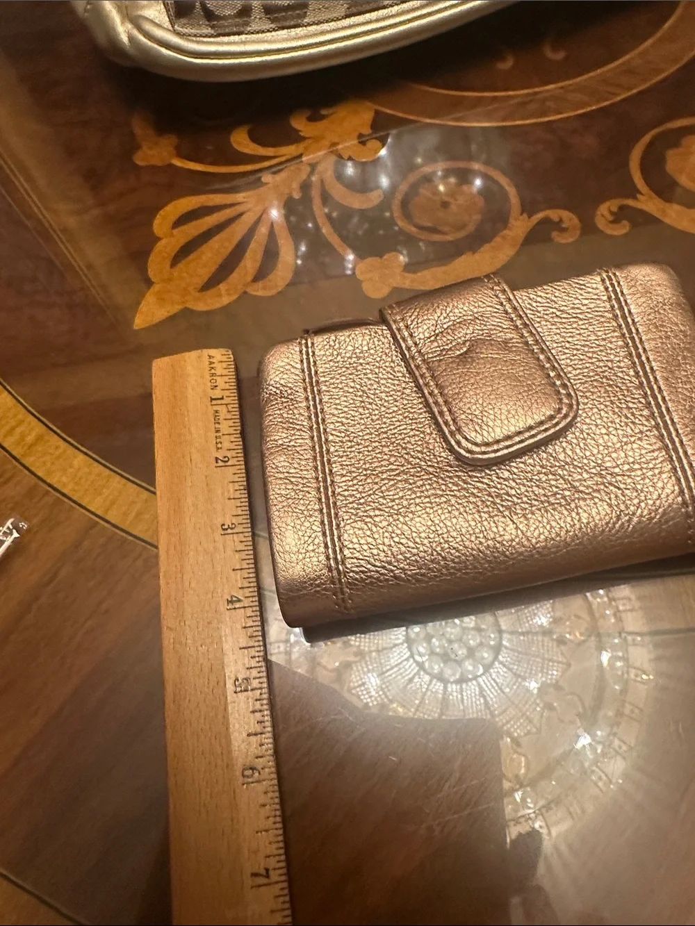 Fossil Metallic Rose Gold Leather Wallet - Picture 8 of 8